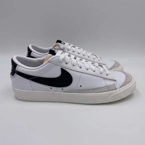 Nike Blazer Low ' 77 White / Black Womens Shoes - Picture 1 of 8